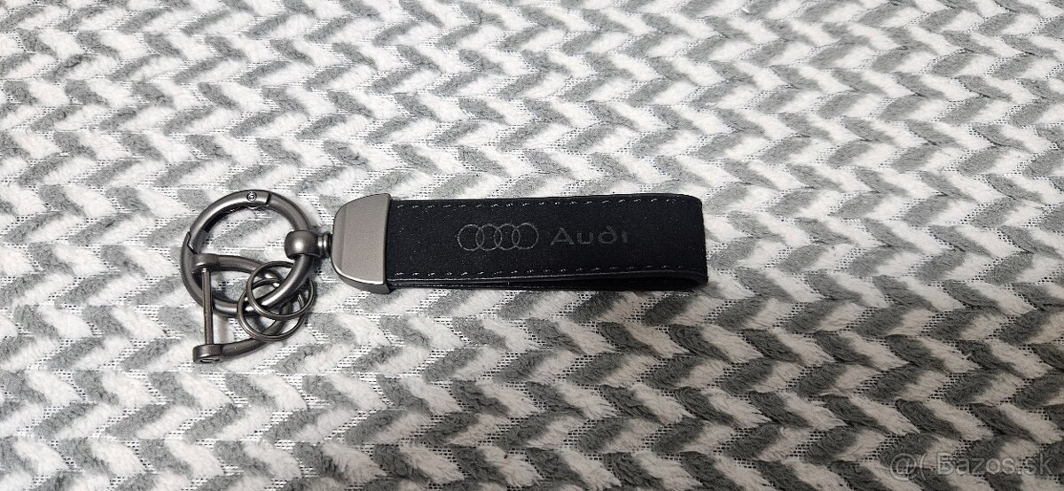 Prodám přívěšek na klíče Audi Sline Rs - 8