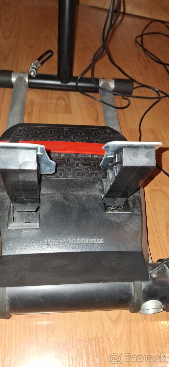Predám volant aj servo Thrustmaster T300 RS aj so stojanom. - 8