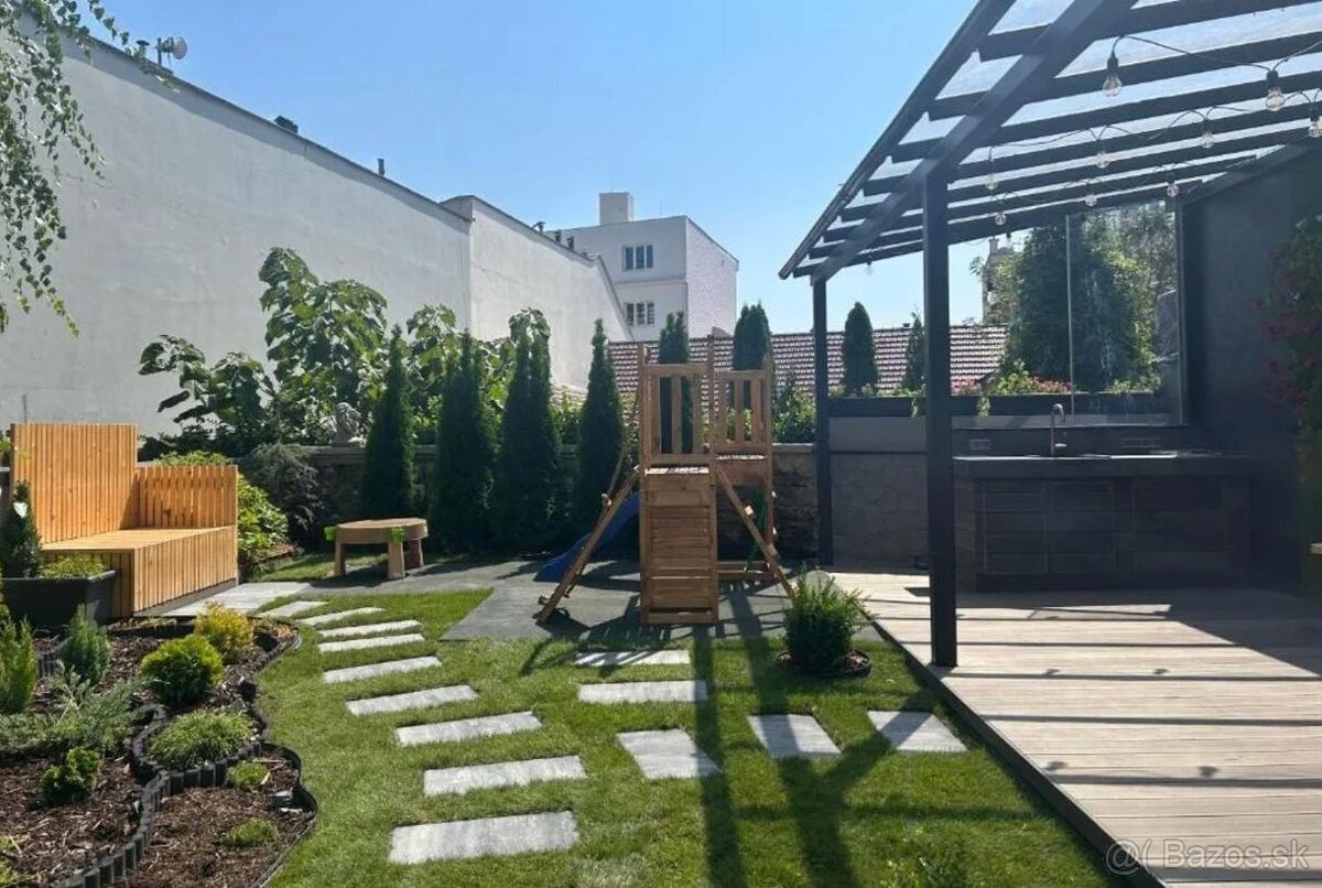 2-izbový byt v historickom dome, ul.Námestie 1. mája, Brati - 8