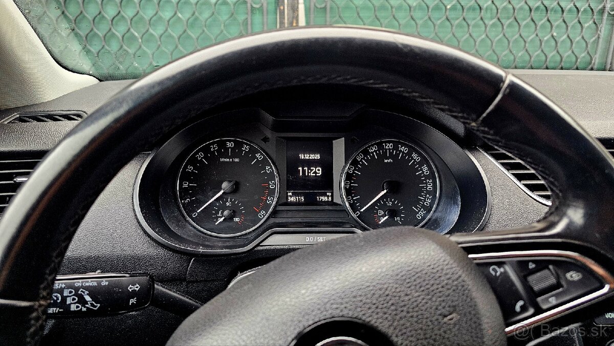 Skoda octavia 1.6tdi - 8