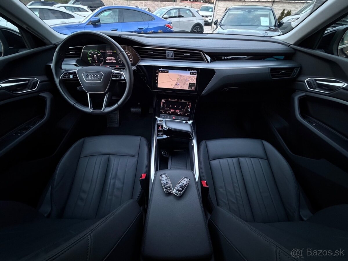 Audi E-tron 50 Quattro VzduchKožaŤažné - 8
