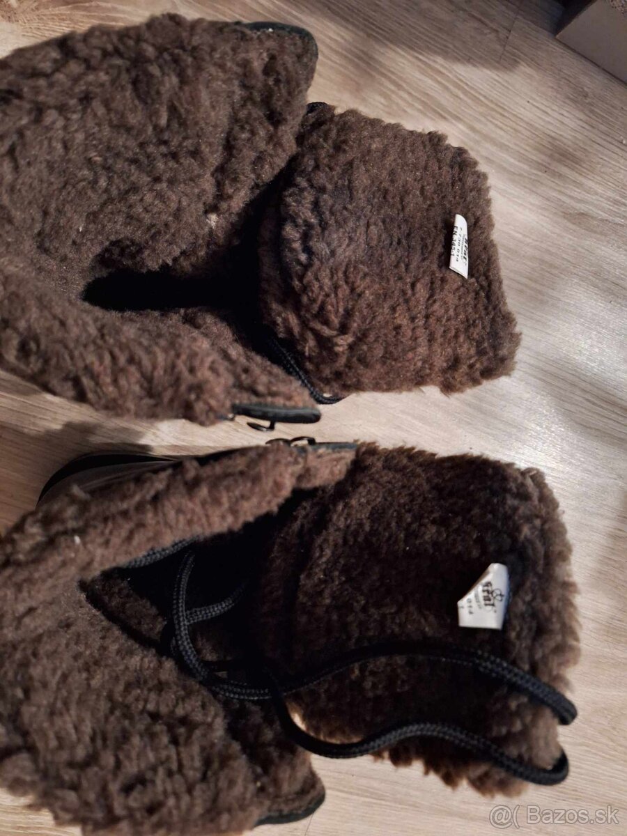 Zateplená bezpečnostná obuv značky KRAL-41/7,, 46/11 - 8