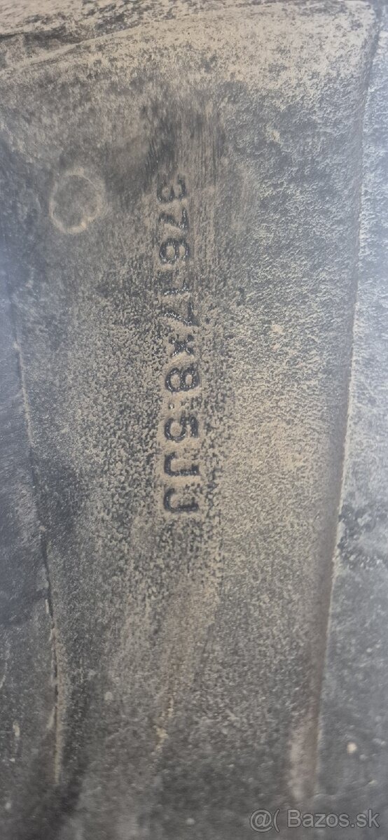 Pneu Ford Ranger T6 - 8