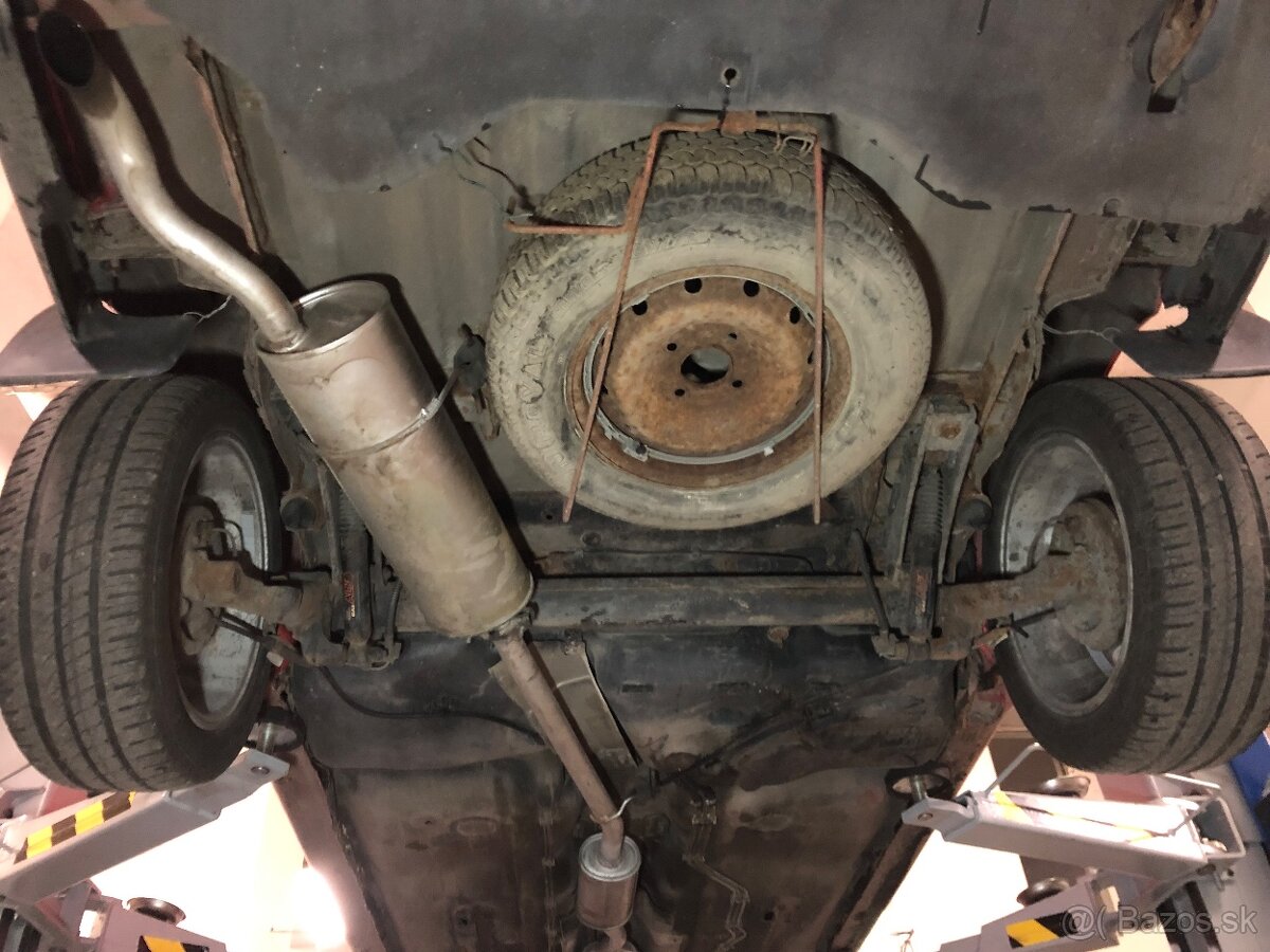 Peugeot 309 coupe 1.9 dfz 72kw - 8