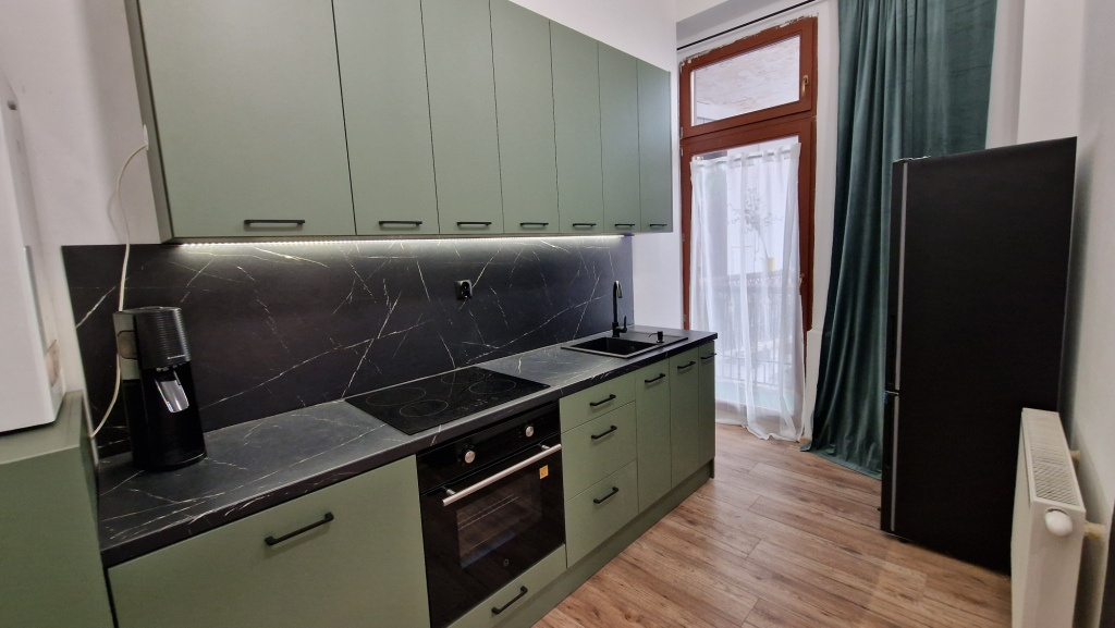 Prenajmeme zariadený atypický byt v Nitre - pešia zóna - 8