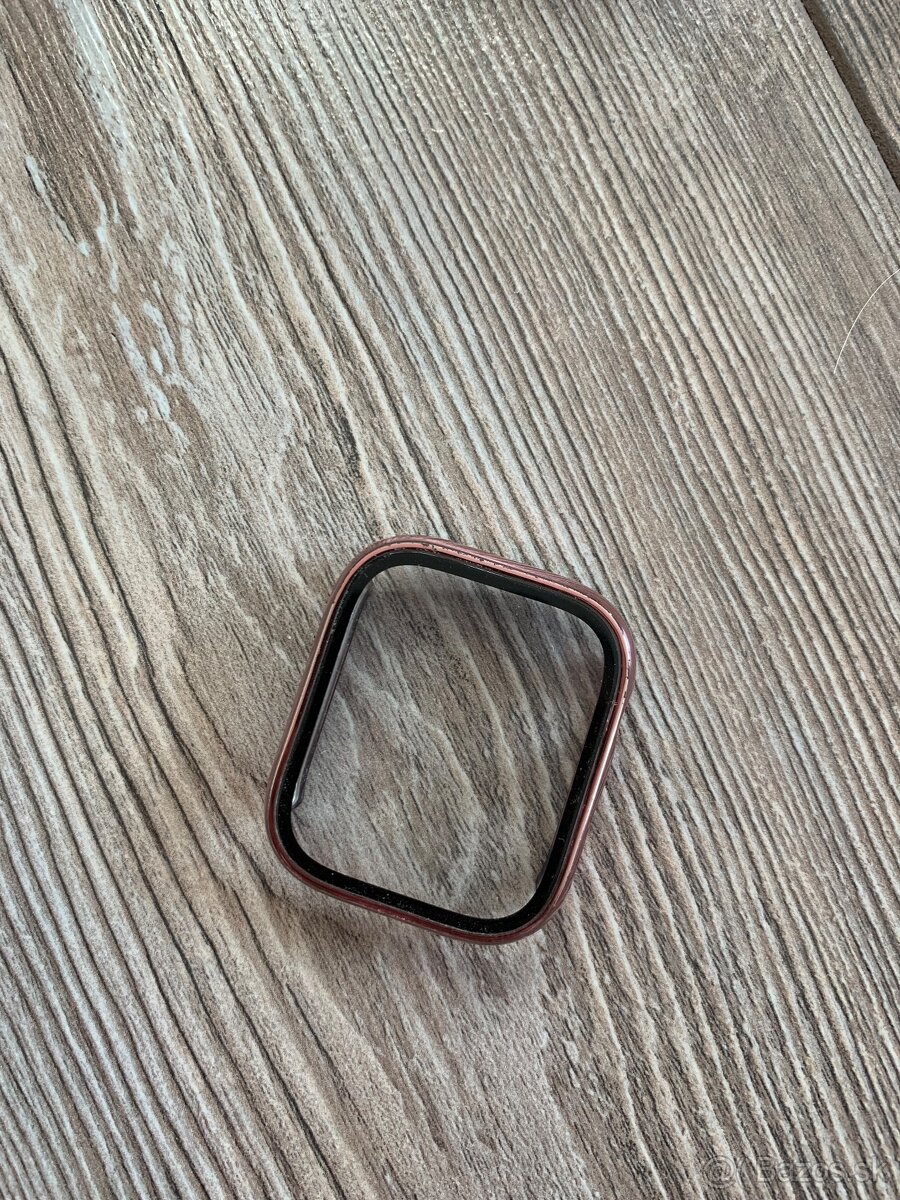 Predám Apple Watch series 7 45mm - 8