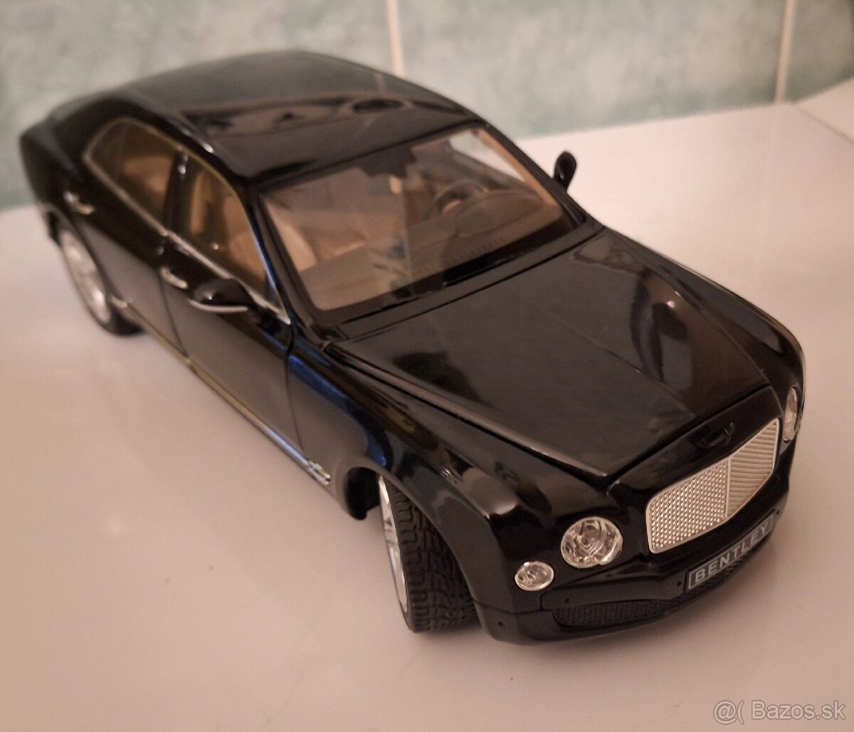 Model BENTLEY MULSANNE v mierke 1/18 - 8