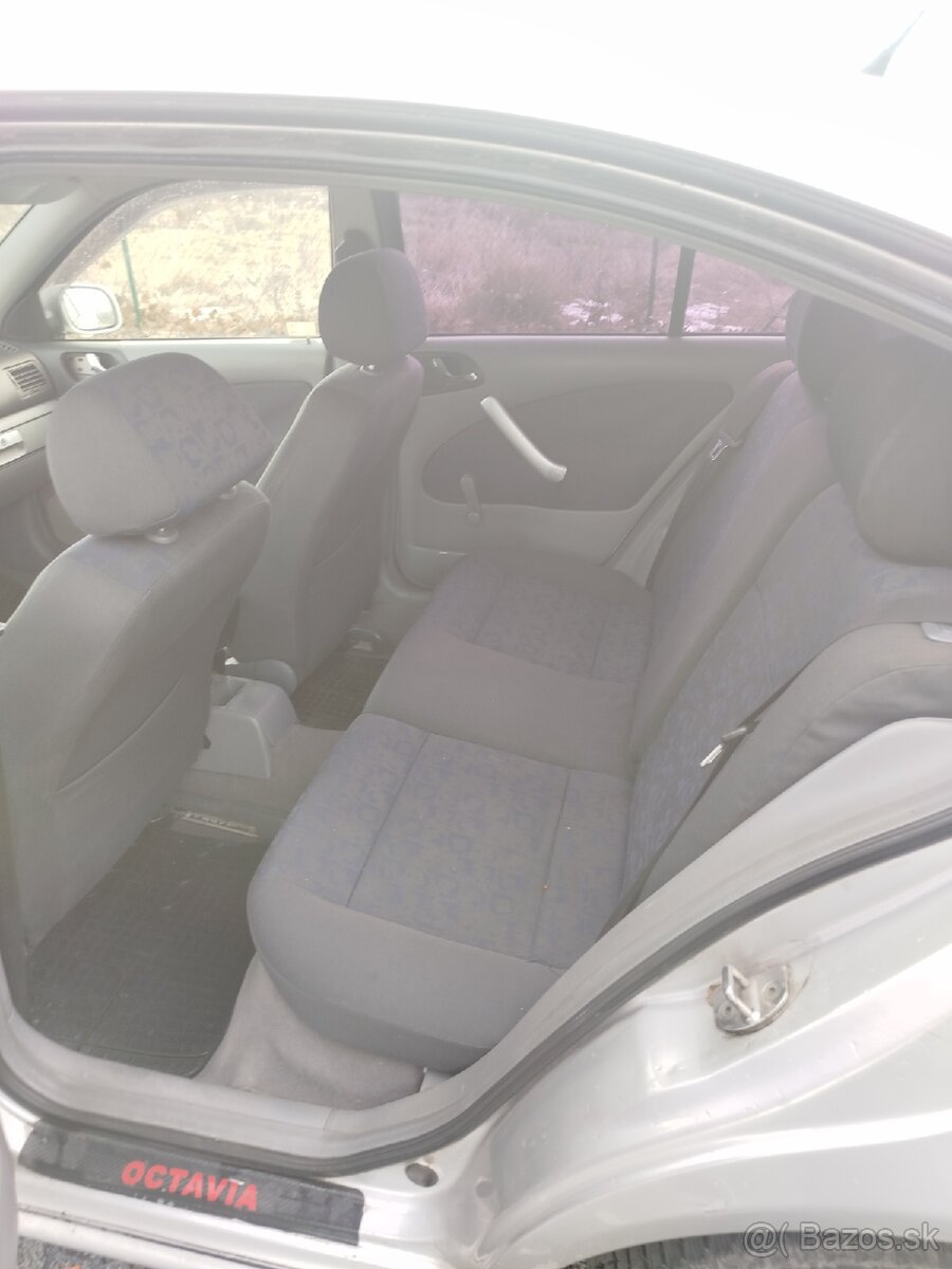 Škoda Octavia - 8