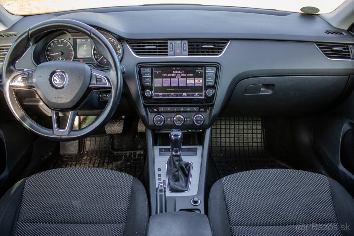 Škoda Octavia Combi 2.0 TDI Business DSG - 8