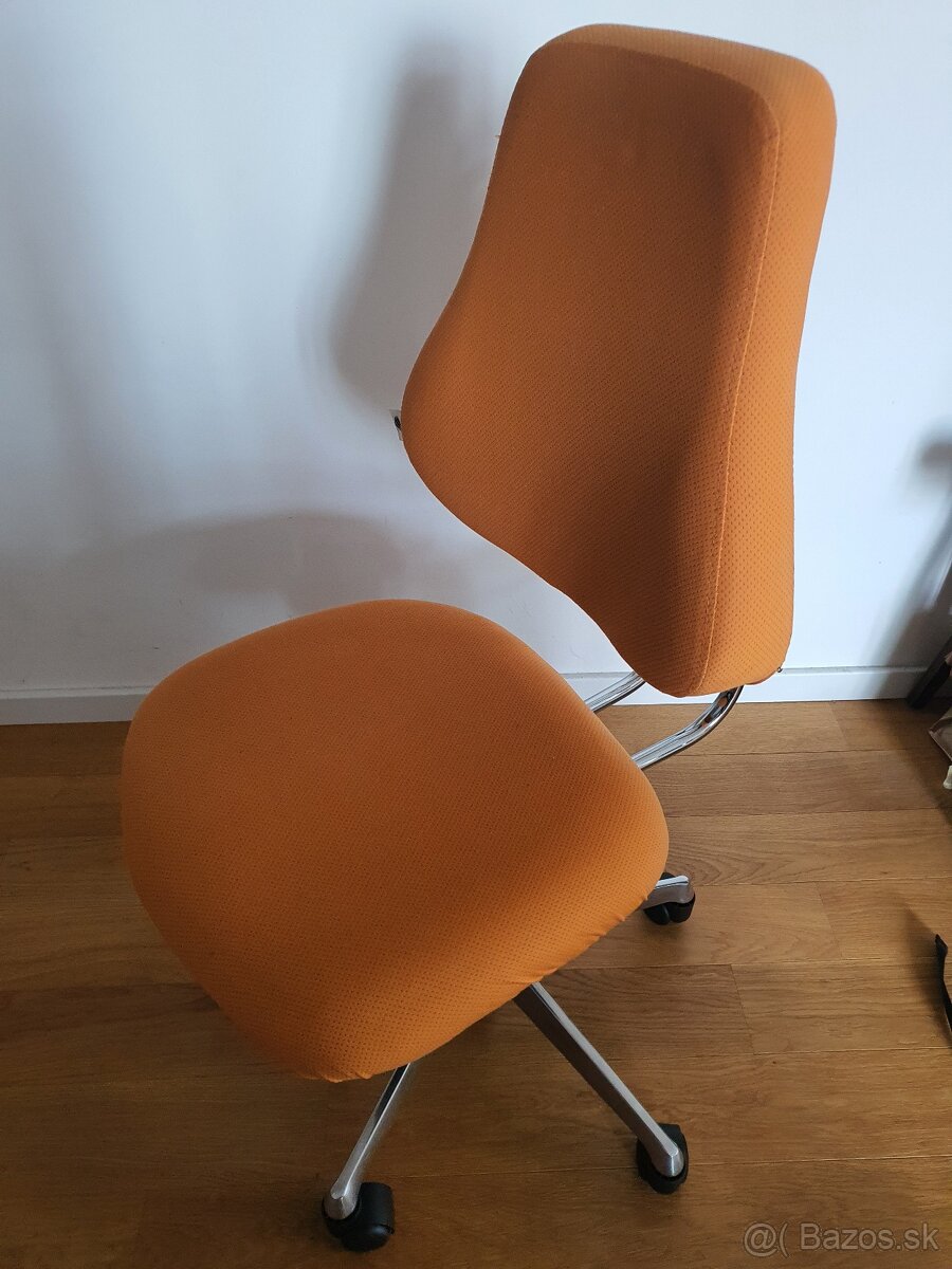 Spinergo rastúca stolička - 8