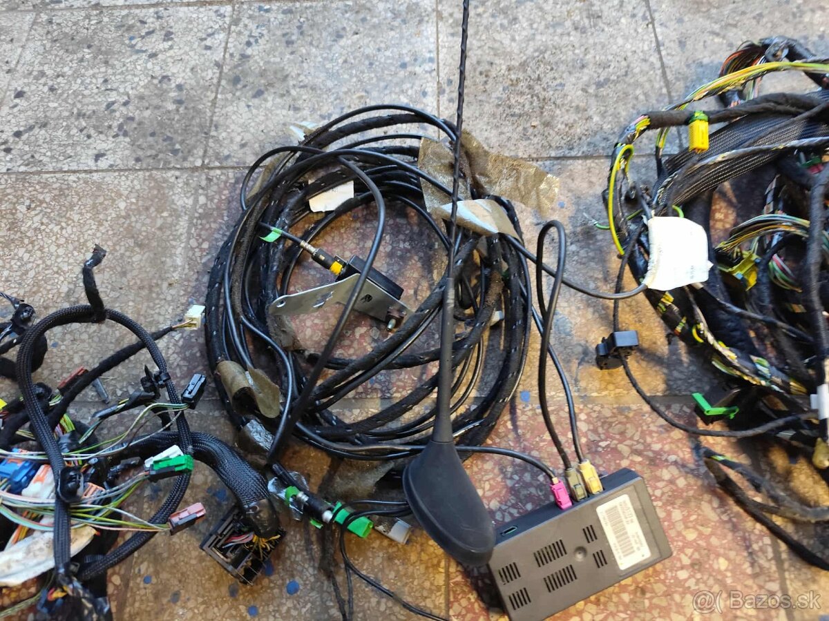 Citroen C4 JBL audio - 8