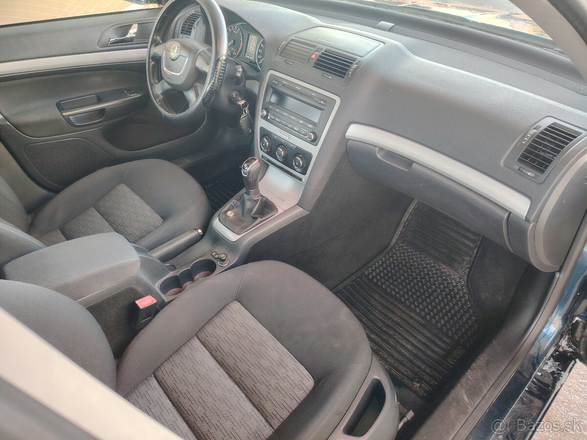 Škoda Octavia - 8