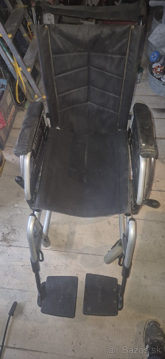 Darujem – 2× invalidný vozík (plne funkčné) - 8
