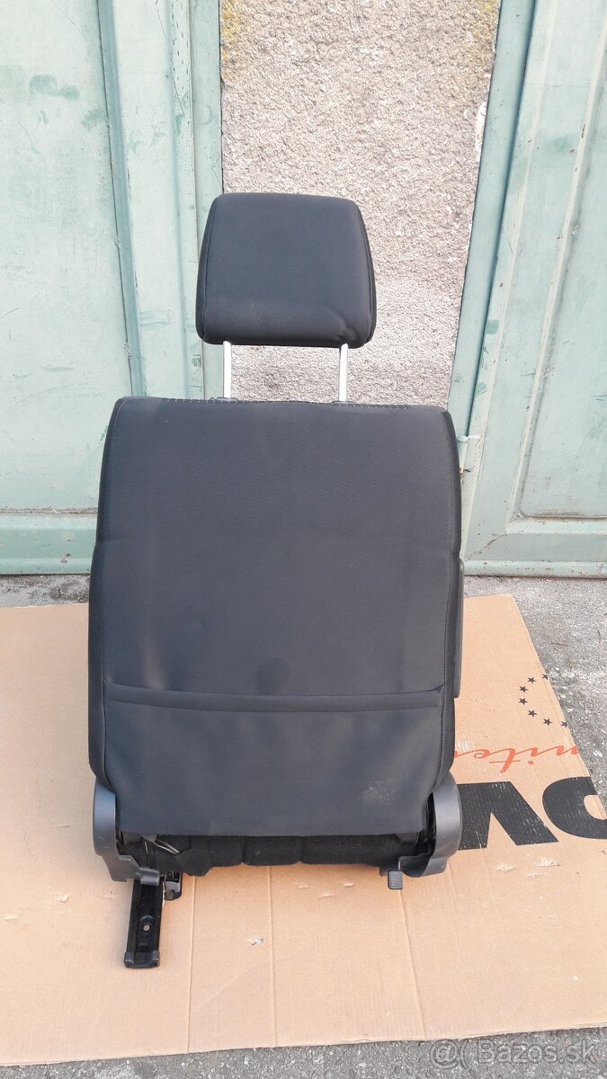 Suzuki Swift 05-10 3dv. sedačky - 8