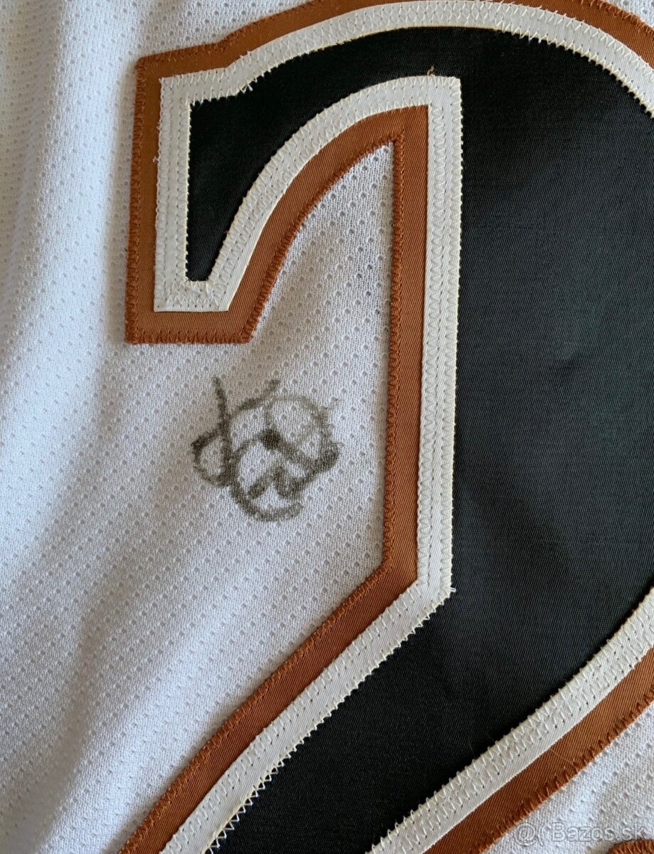 Ciernik game worn dres NHL - 8