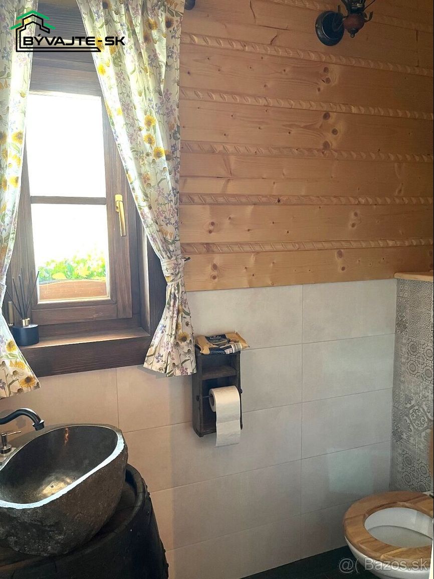 NOVINKA Rozprávková drevenica v obci Čičmany - 8