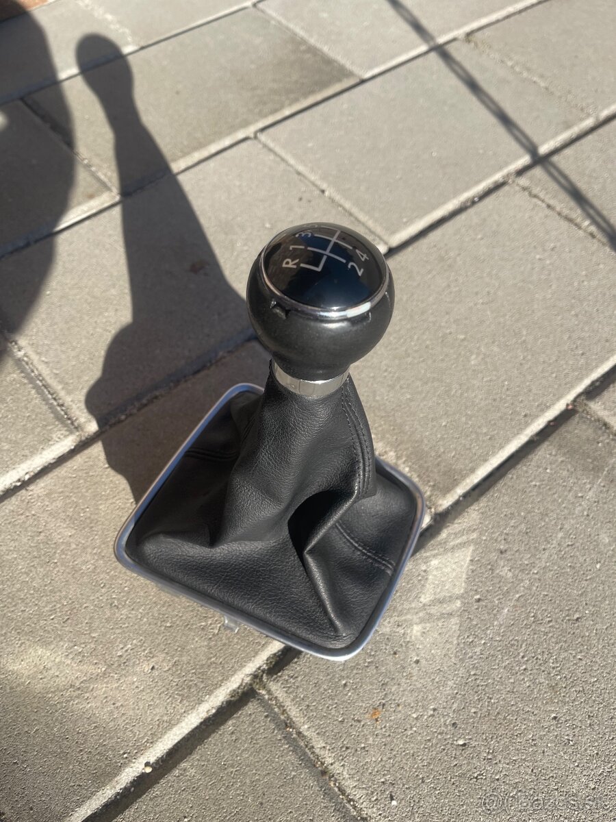 Radiaca paka VW Golf 5 Plus - 8