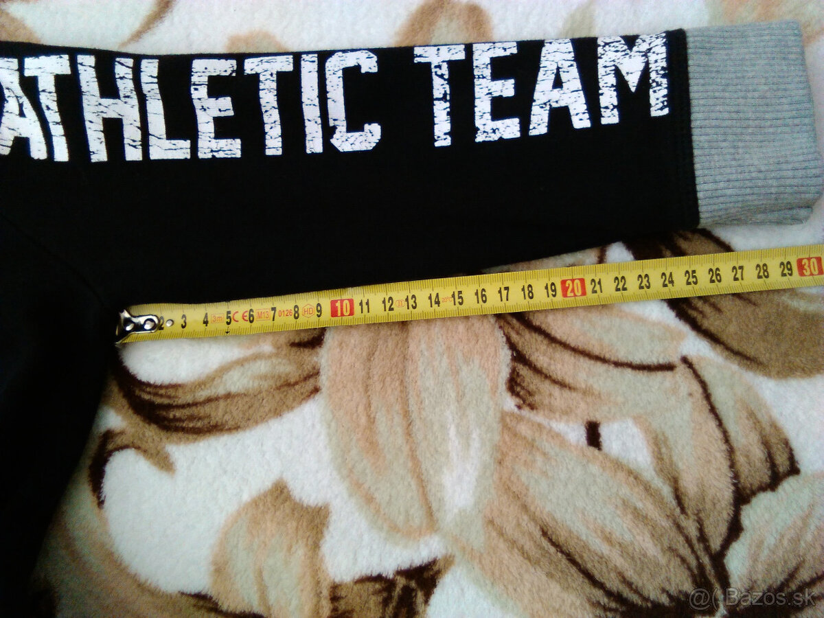 Mikina pre 5-6rokov, cca - č122 - 8