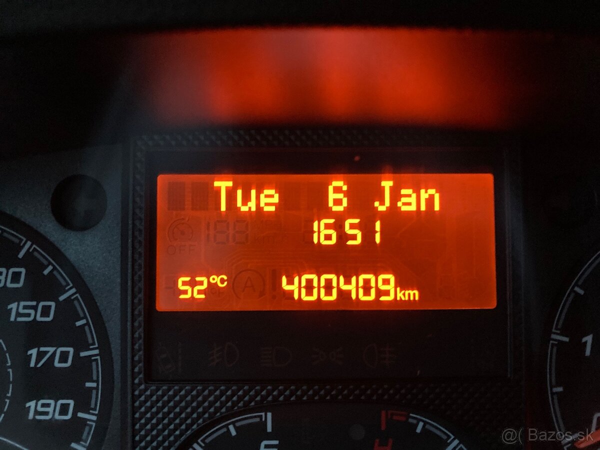 Peugeot Boxer 2015 2.2 HDI, v technickom9 miestne - 8