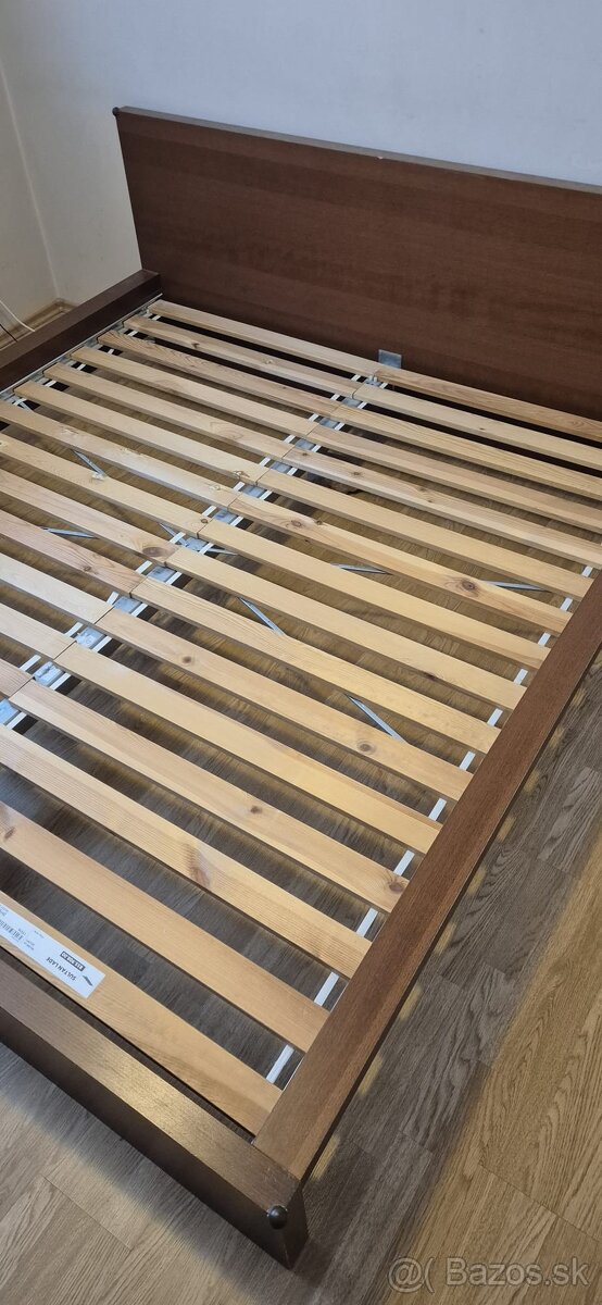 Posteľ s matracom - 8