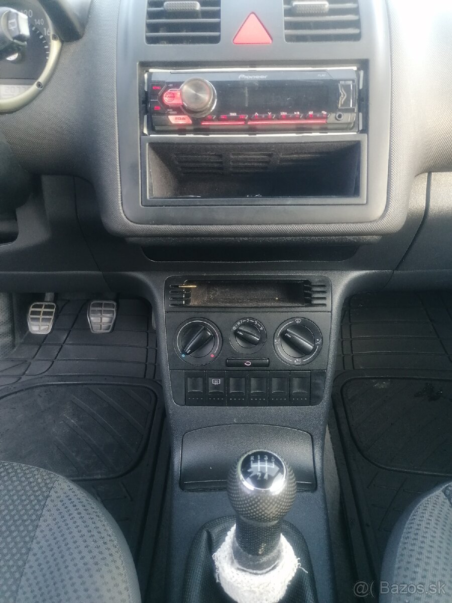 VW Polo 2000 1.0mpi Diely - 8