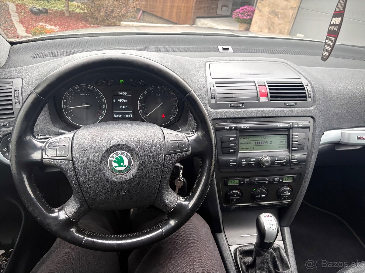 🟢ŠKODA OCTAVIA SCOUT 4x4 - 8