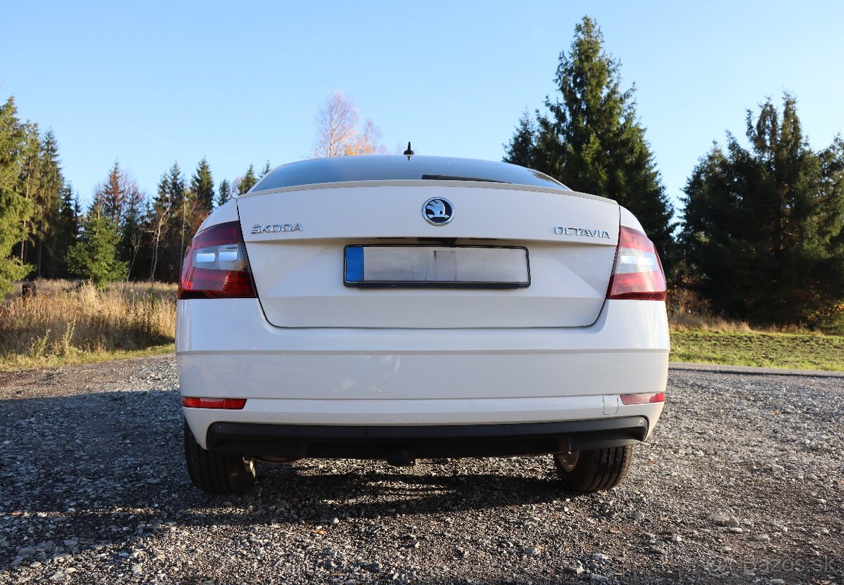 ŠKODA OCTAVIA 3 1.5 TSI 110KW LIFTBACK - 8