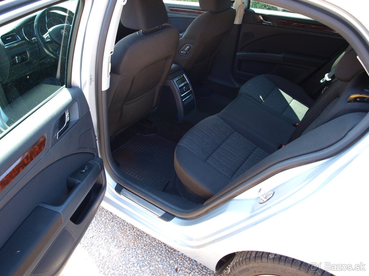 Škoda Superb 1.8 TSI Elegance DSG - 8