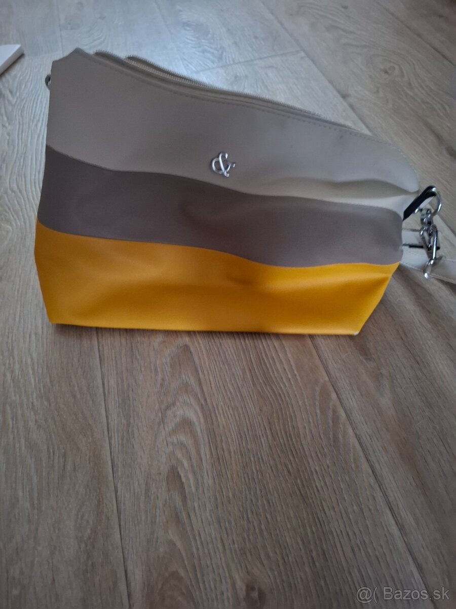 Mix dámskeho oblečenia - 8