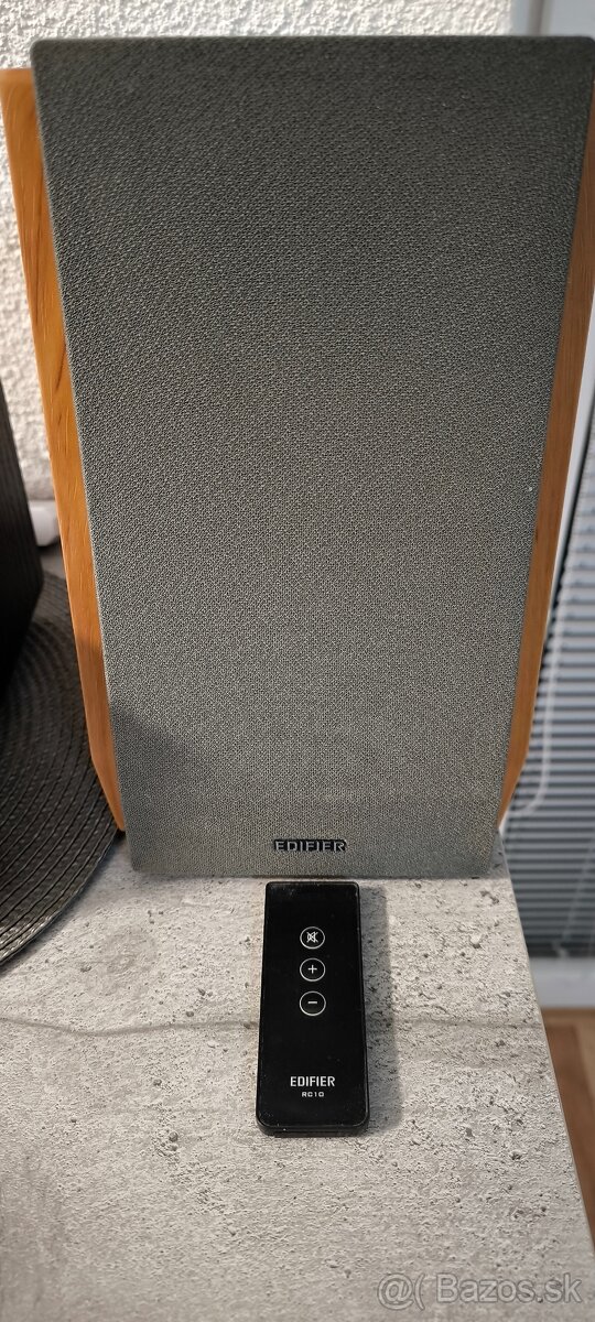 reproduktory Edifier 2.0 R1600TIII - 8