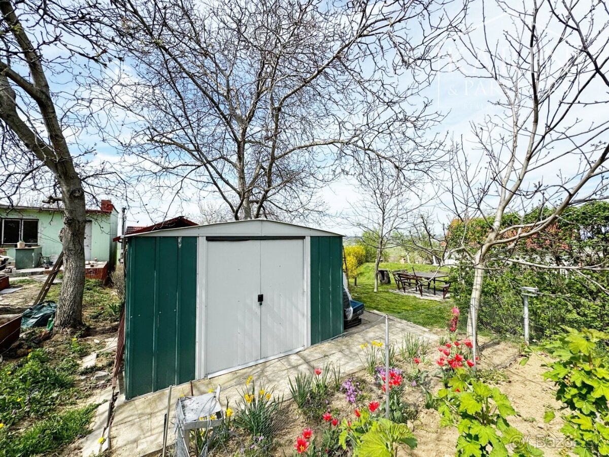 Vinohradnícky domček po reko aj s vinohradom, za Líštinami - 8