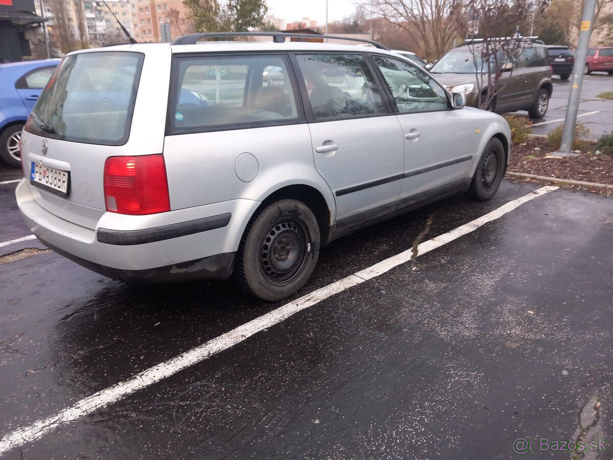 Predám Volkswagen Passat Combi 1.6 benzín - 8