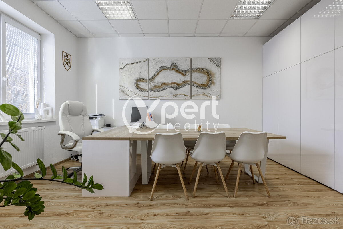 Rodinný dom s multifunkčným využitím v centre Galanty - 8