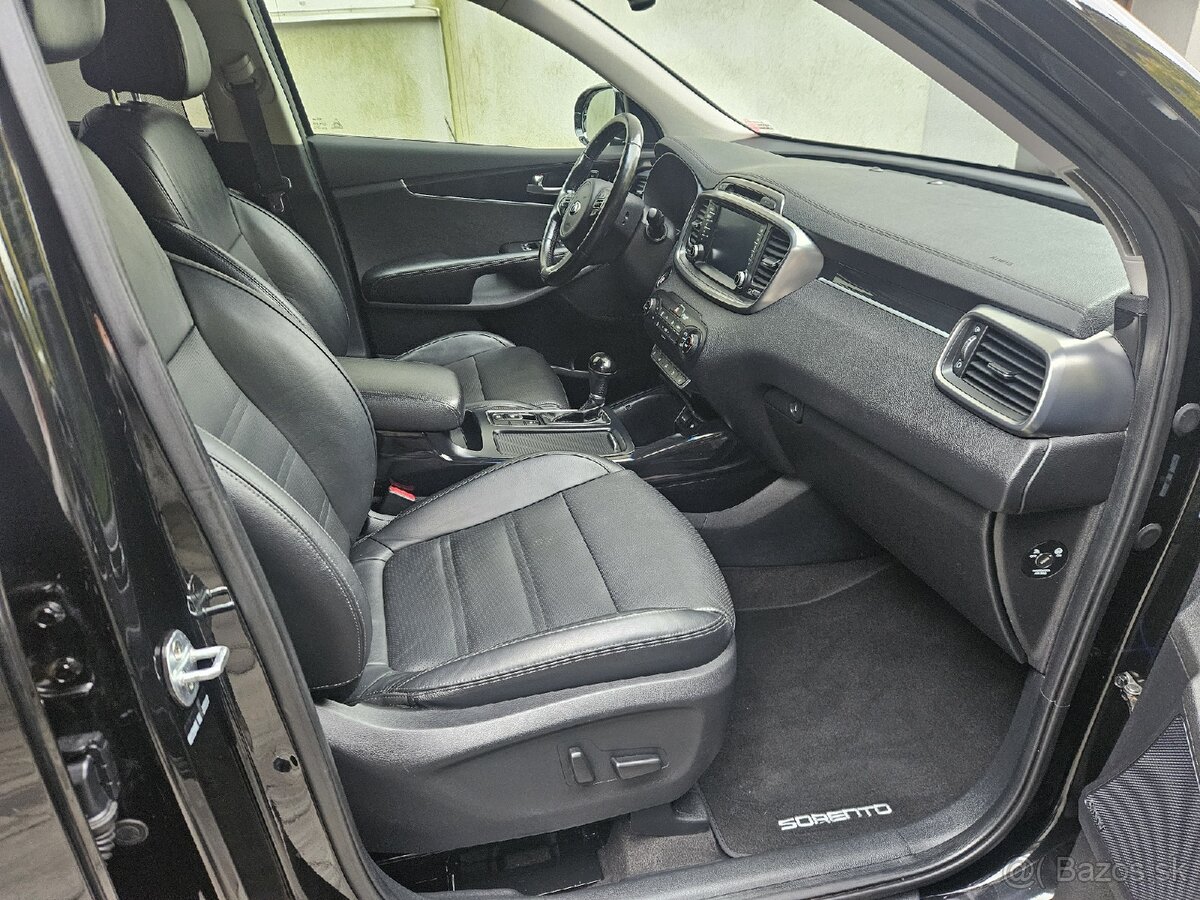 Predám Kia Sorento 2.2 CRDi VGT 4WD - 8