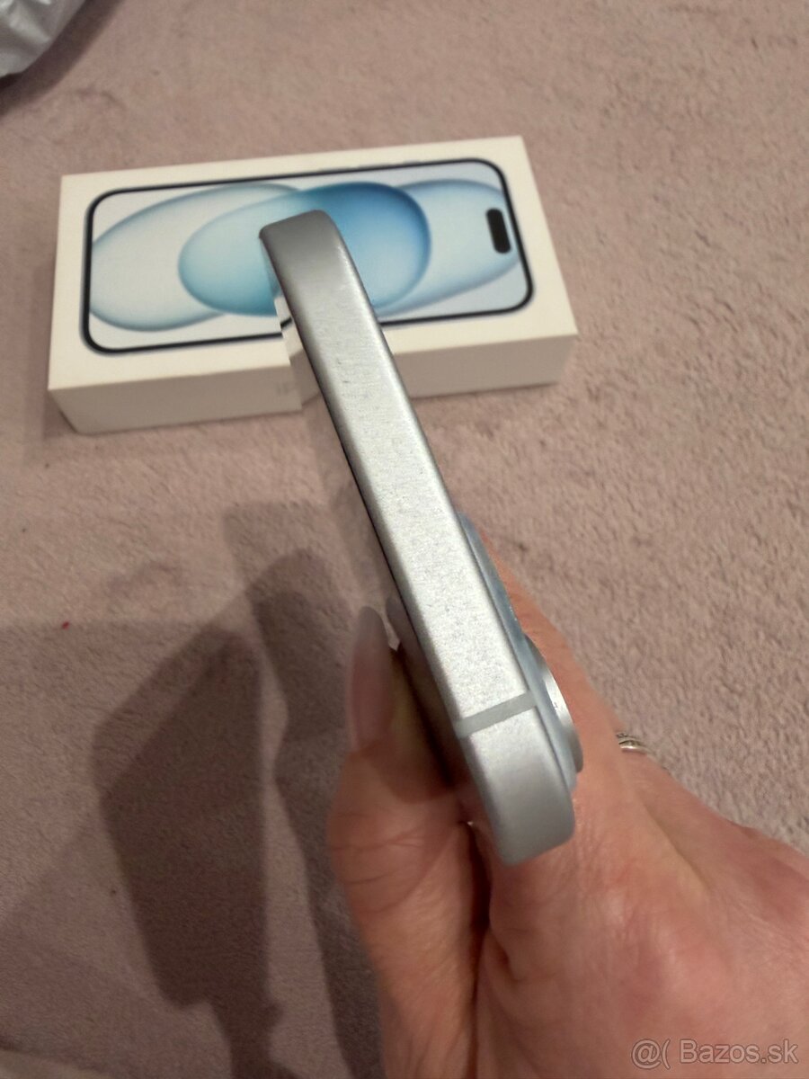 iPhone 15 128GB Blue - 8