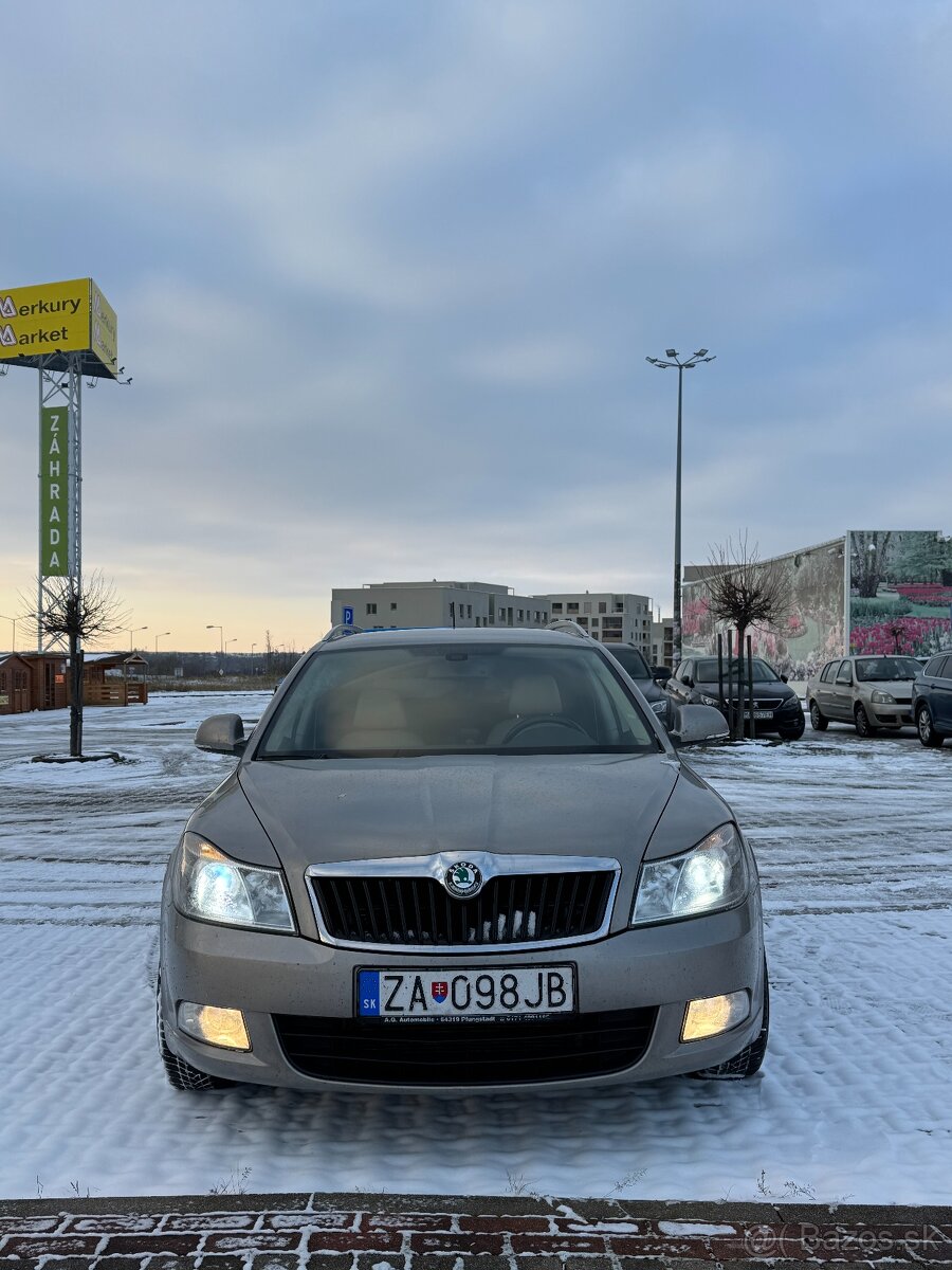 Škoda Octavia Combi 2.0 TDi, 103kW, 2011 - 8