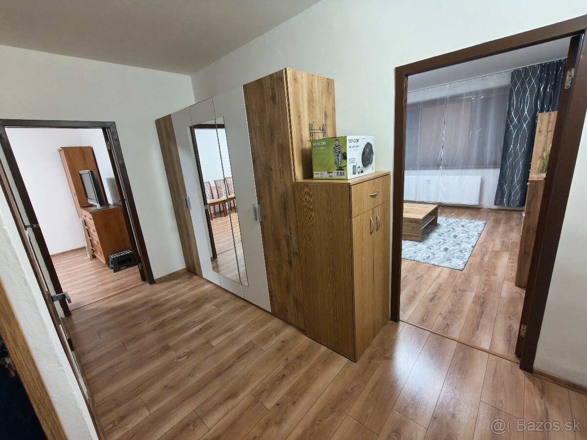 Prenajmem 2 izbový byt, Sabinovská - 8