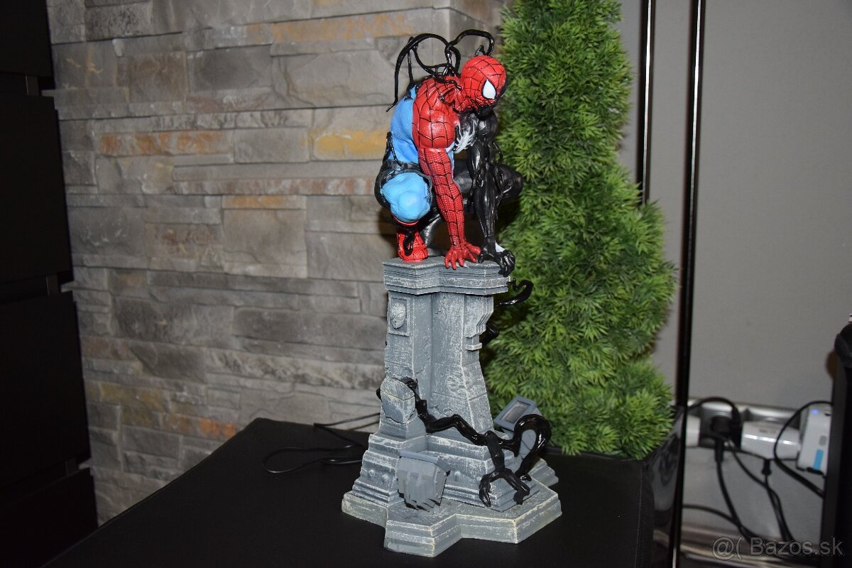 Spider-Man & Venom LED osvetlena figurka - 8