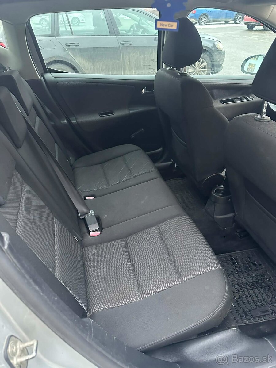 Predám Peugeot 207sw 1,6HDi 66kw - 8