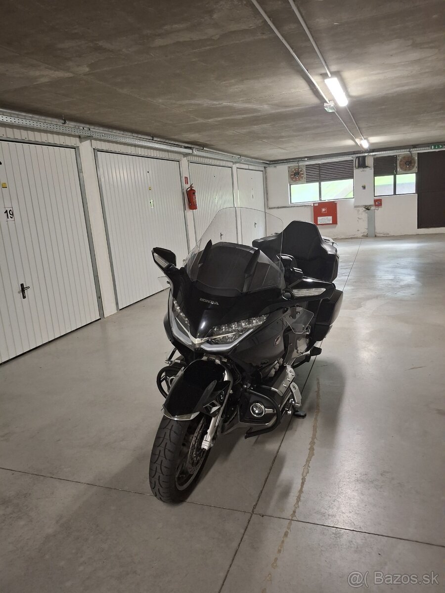 Predám Honda Goldwing 1800 DCT Tour - 8