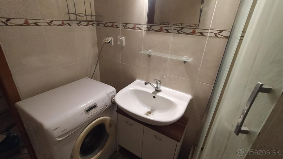 Ponúkam 3 izbový byt na prenájom - 8