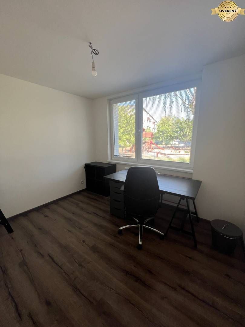 Prenájom 3 izbový byt v úplnom centre Malaciek - 8