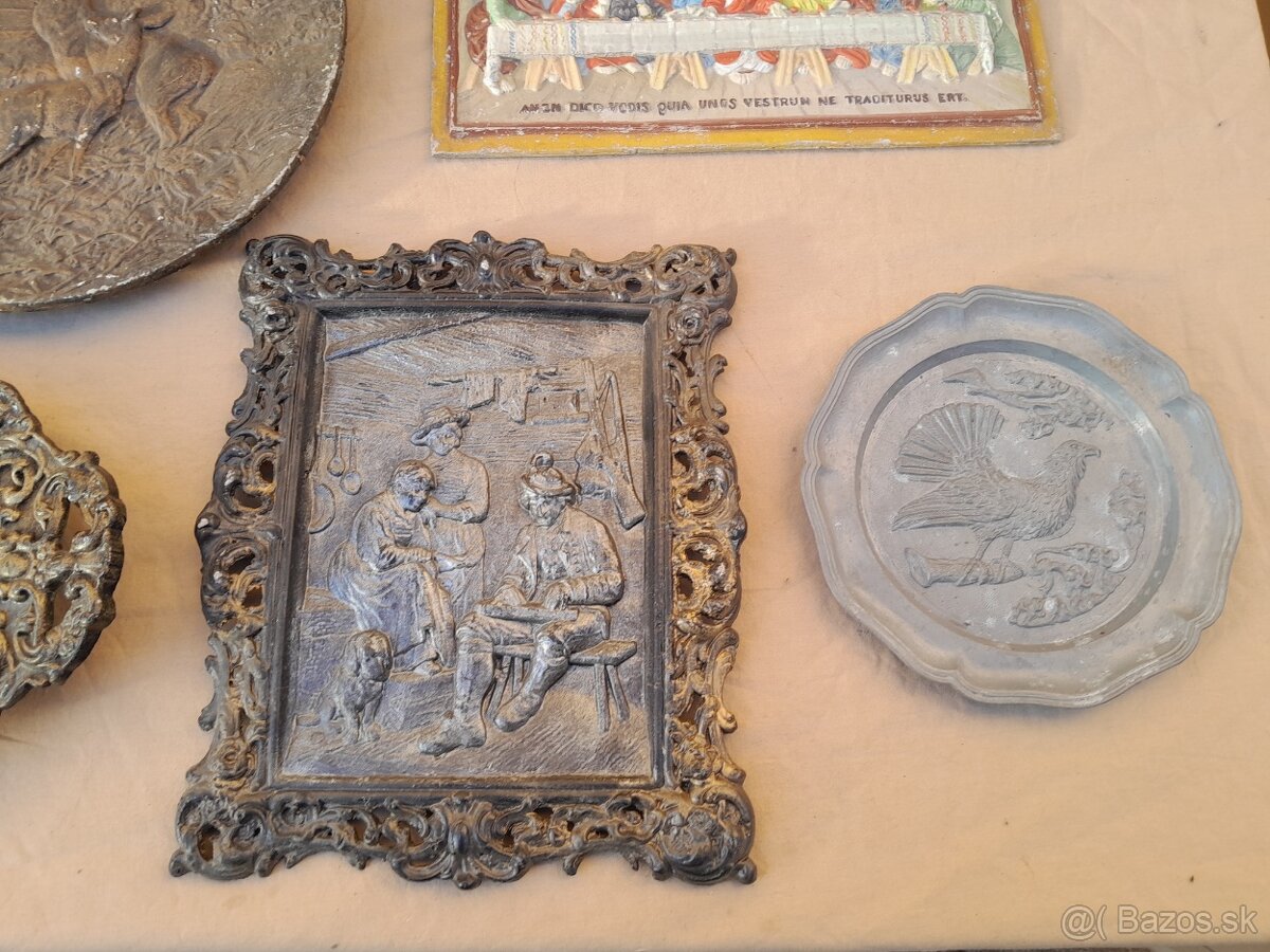 Liatinové ozdobné taniere. - 8