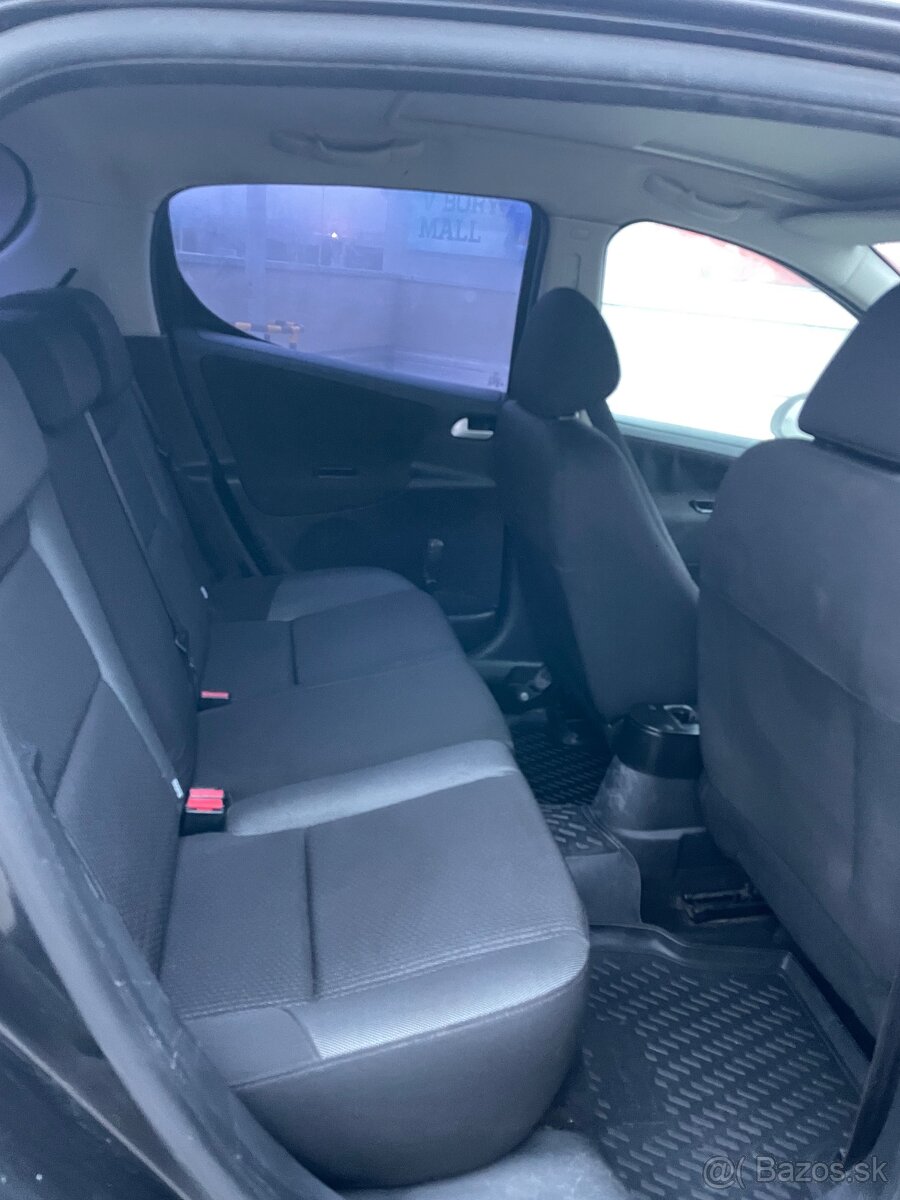 Peugeot 207 1.4 16V - 8