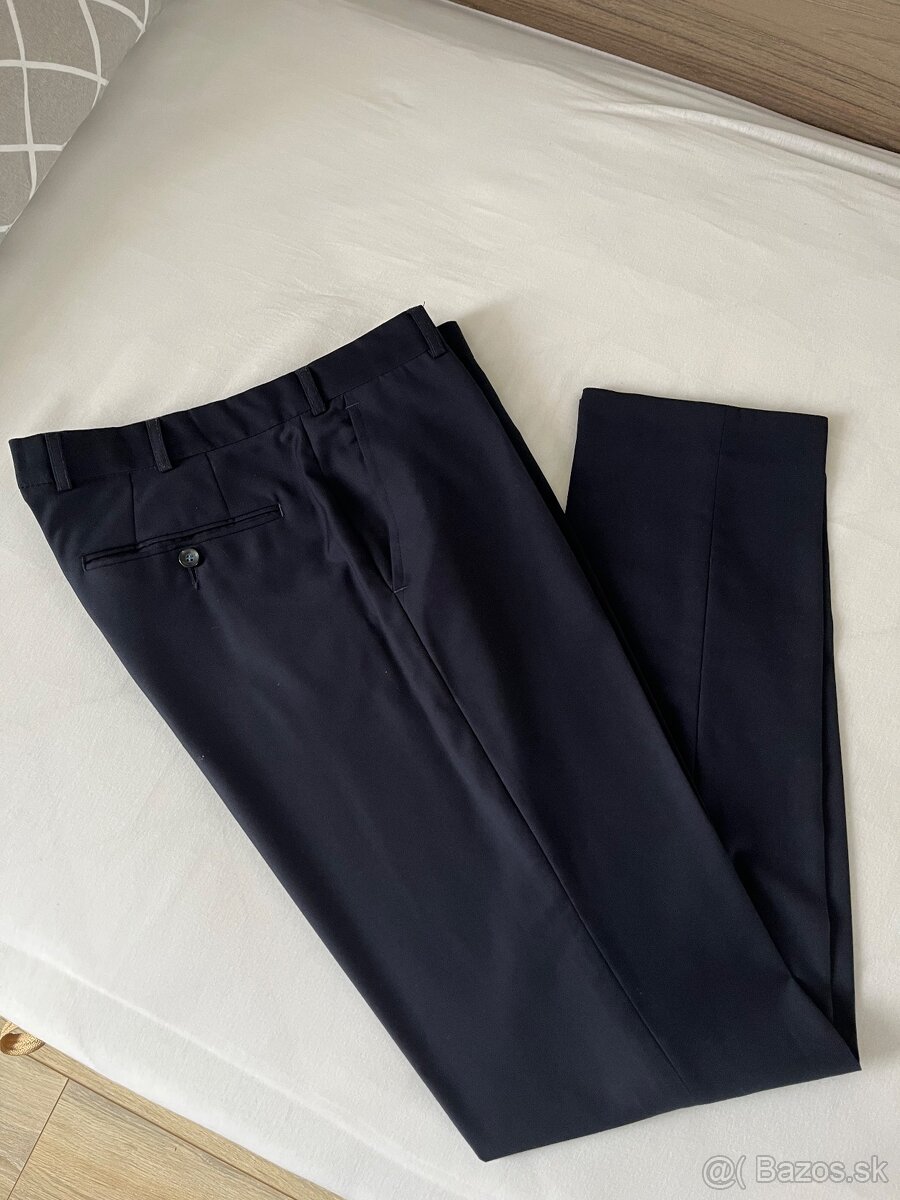 Predám pánsky oblek veľkosť 48/182 - 8