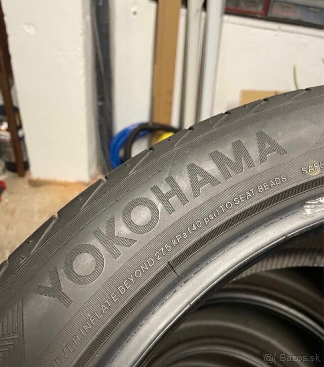 Yokohama 285/40 R21 letné - 8