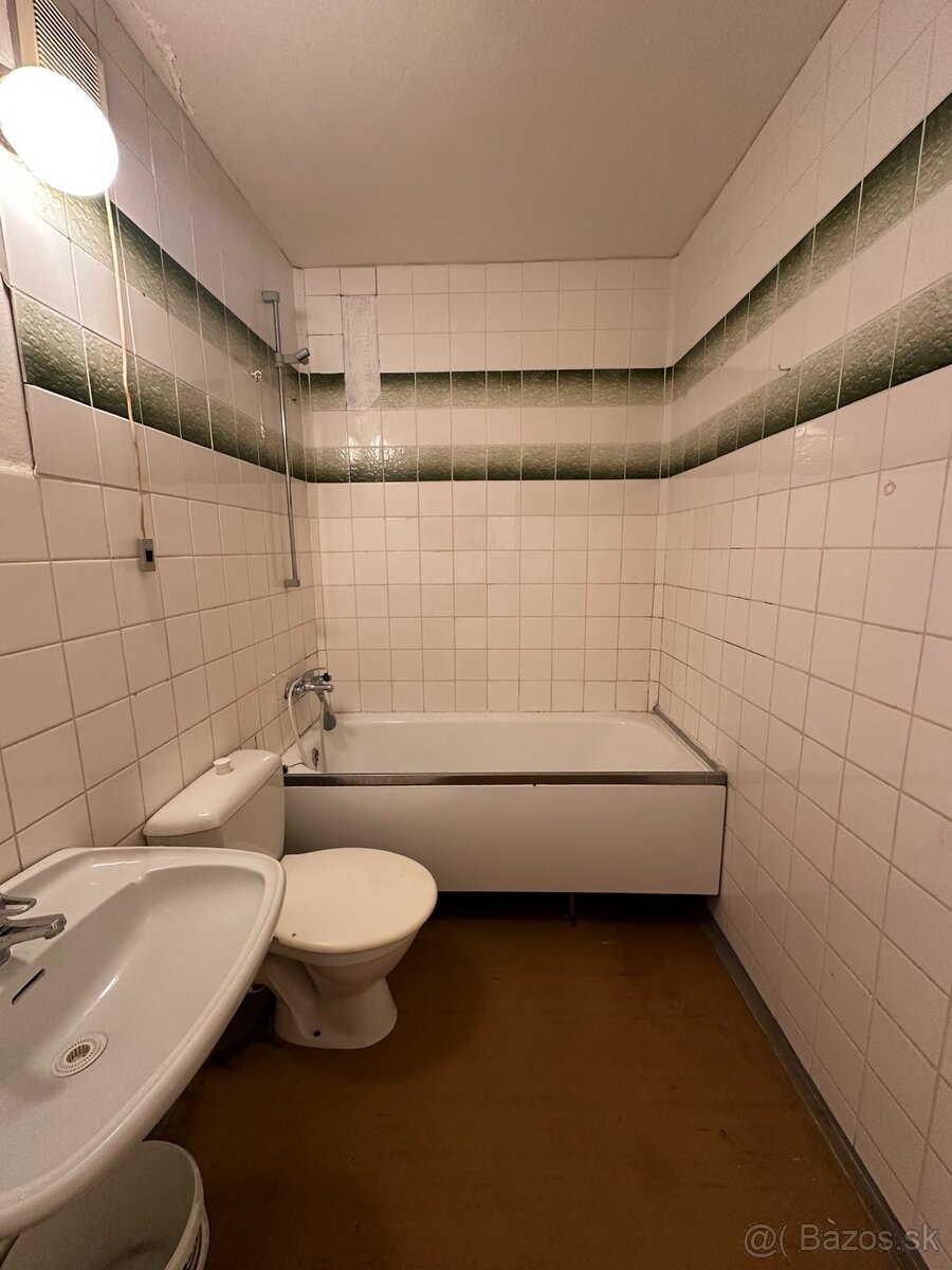 1-izbový byt na predaj - Partizánska ulica - 8