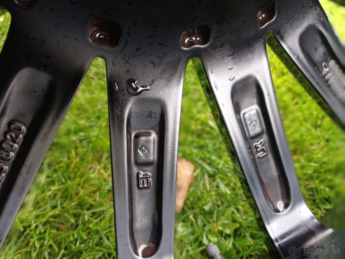 Predám kolesá 8jx20 - 8