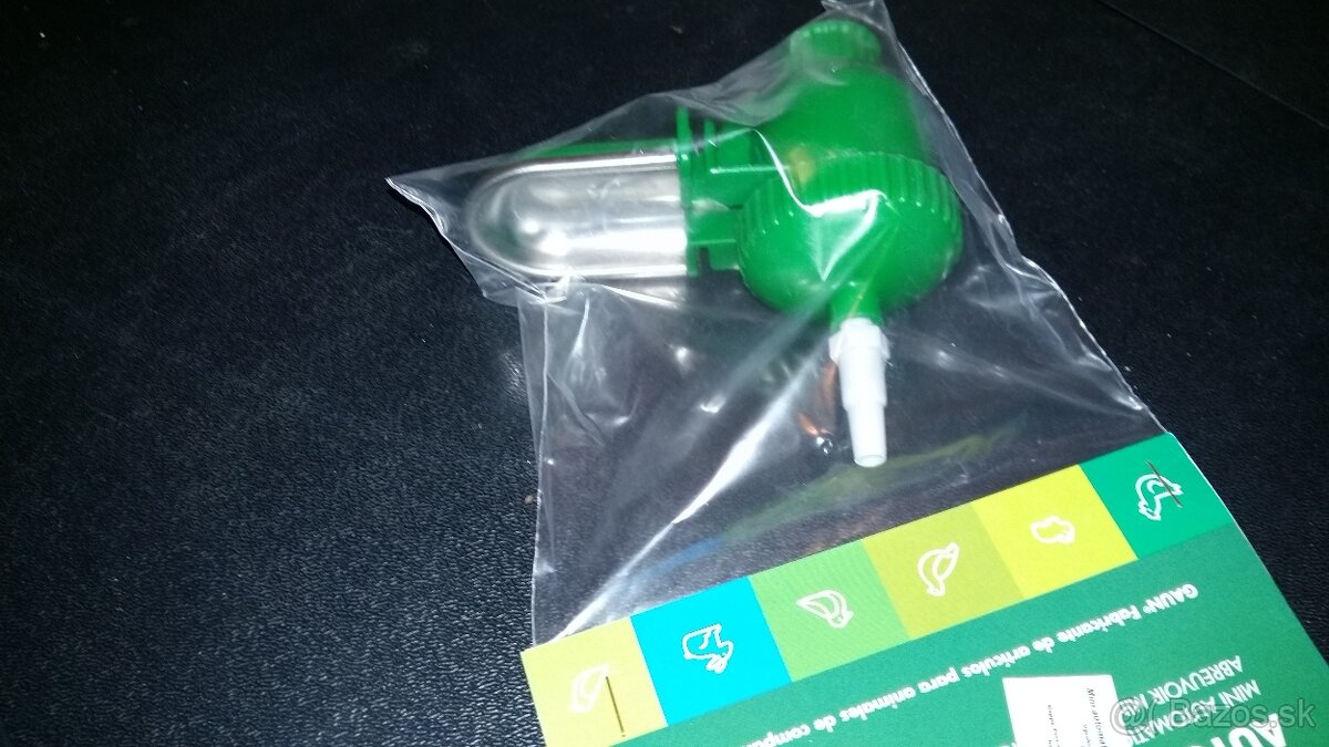 Predám napájačky pre zajace NOVE - 8