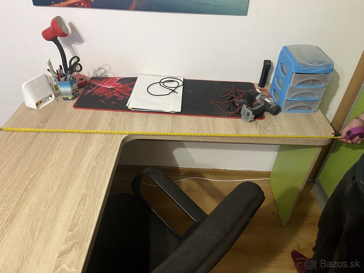 Predám písací stôl do detskej izby - 8